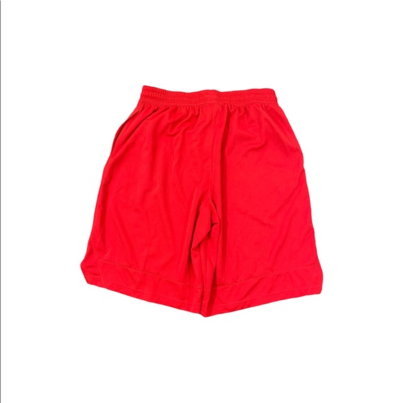 🆕 NIKE Basketball Red Shorts - Picture 2 of 4